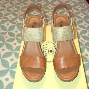 LK-Molina Wedge Sandal